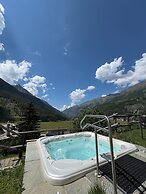 La Madonnina del Gran Paradiso