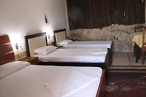 Rooms Merlika