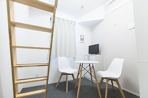 GLOU Higashi Shinjuku