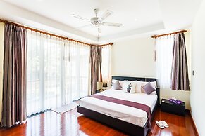Baan Kaja Villa by Lofty