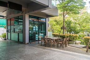 Emerald Terrace by Lofty