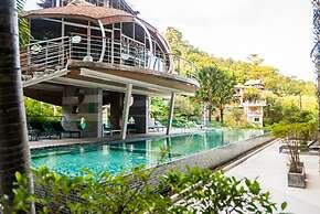 Emerald Terrace by Lofty