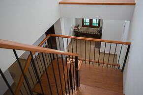 Villa Mount Melody