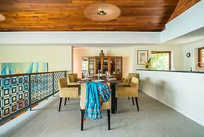 Nam Bo villa by Lofty