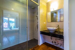 Heaven Lagoon Apartments by Lofty