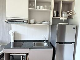 6 Avenue Surin by Lofty