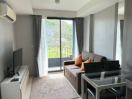 6 Avenue Surin by Lofty