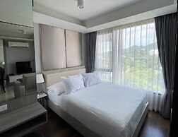 6 Avenue Surin by Lofty