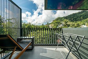 The Deck Condominium by Lofty