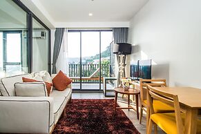 The Deck Condominium by Lofty