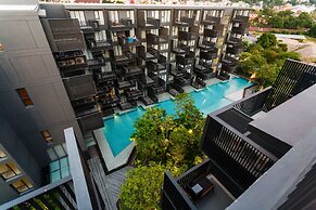 The Deck Condominium by Lofty