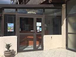 Rev'Hotel