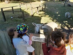 Peter's Farm Lodge
