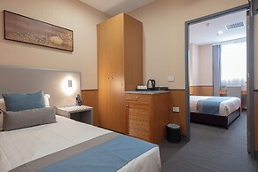 YEHS Hotel Sydney QVB