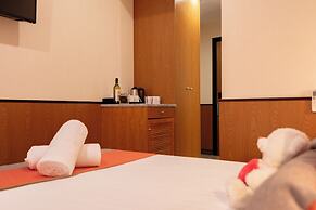 YEHS Hotel Sydney QVB