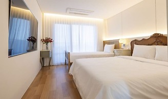 Jeju Bunker Hotel & Resort