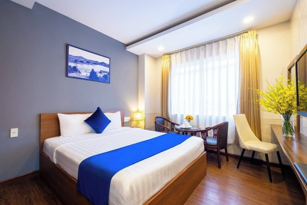 Sandals Hotel