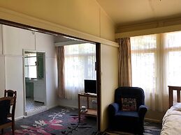 Clarendon Motel and Guesthouse