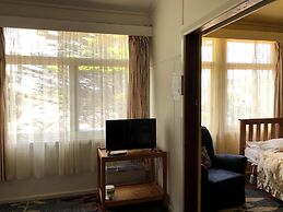 Clarendon Motel and Guesthouse