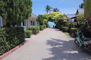 Bangrak Pier Resort