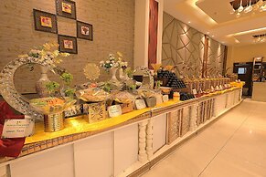 Palmdale Hotel & Resort
