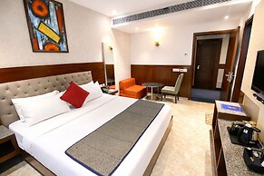 Palmdale Hotel & Resort