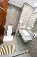 Palmdale Hotel & Resort