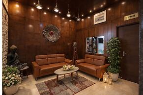 Palmdale Hotel & Resort