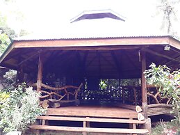 Dabdab Tourist Inn