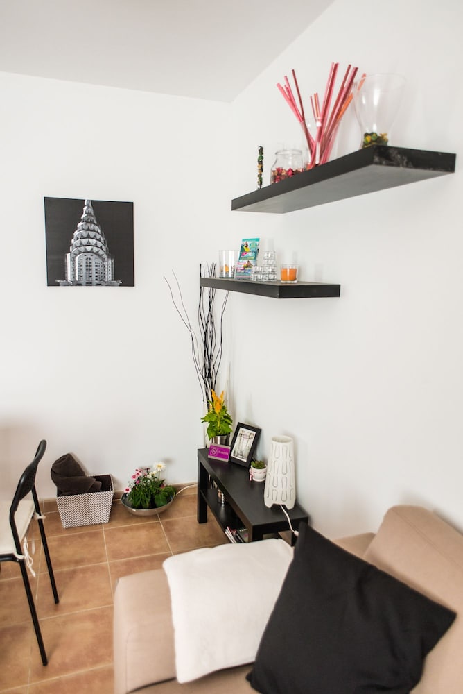Bhavana Surf House - Hostel