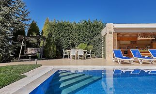 Villa Evergreen