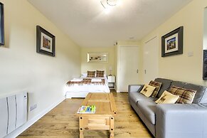 Stunning Studio Apartment Castle View
