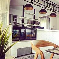Galaxy City Hotel