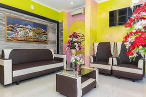 RedDoorz Plus @ Paal 2 Manado