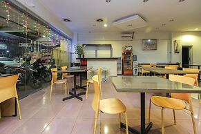 RedDoorz near Bethesda Manado