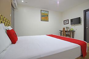 RedDoorz near UNS Solo