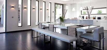 Villa Eternity