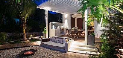 Villa Saving Grace