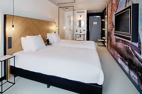 Hotel The Match