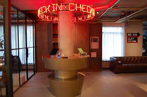 Hotel The Match