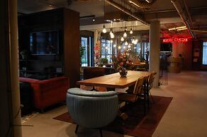 Hotel The Match