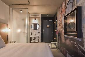 Hotel The Match