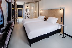 Hotel The Match