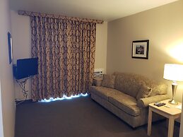 Shemron Suites Hotel