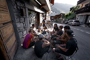 Hideout Hostel