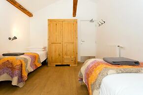 Hideout Hostel