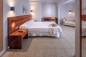 Hotel GHT Simeón