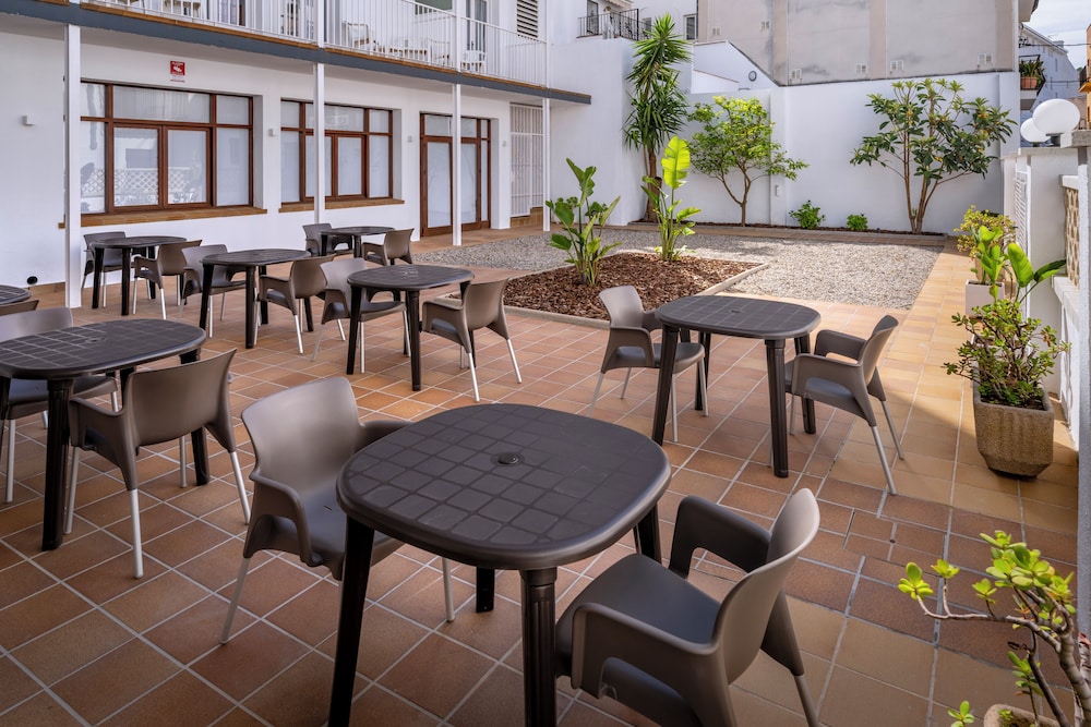 Hotel GHT Simeón