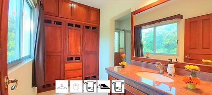 Villas Gamboa