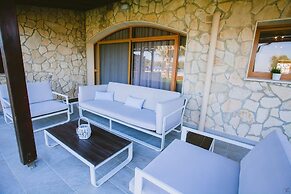 Elya Beach Luxury Suites